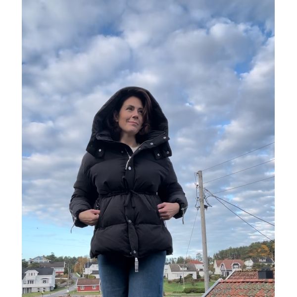 Jackie Matt Black Jacket, Jackie Matt Black Jacket fra C.A.Y.A