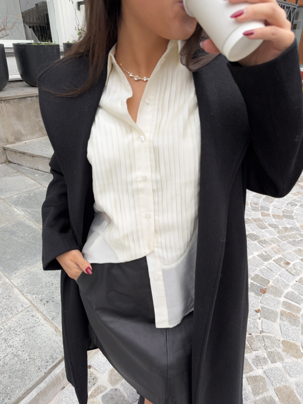 Iris Relaxed Shirt - Angora  - Image 3