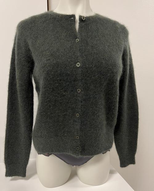 Jenny Cardigan, Olive