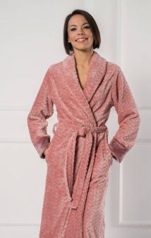 W-548_456_Belmanetti_Bathrobe_02.jpg