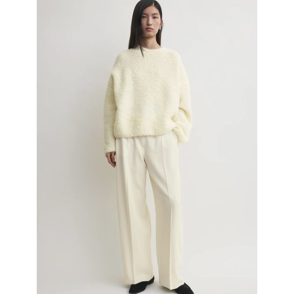 Boxy Bouclé Knit Milk