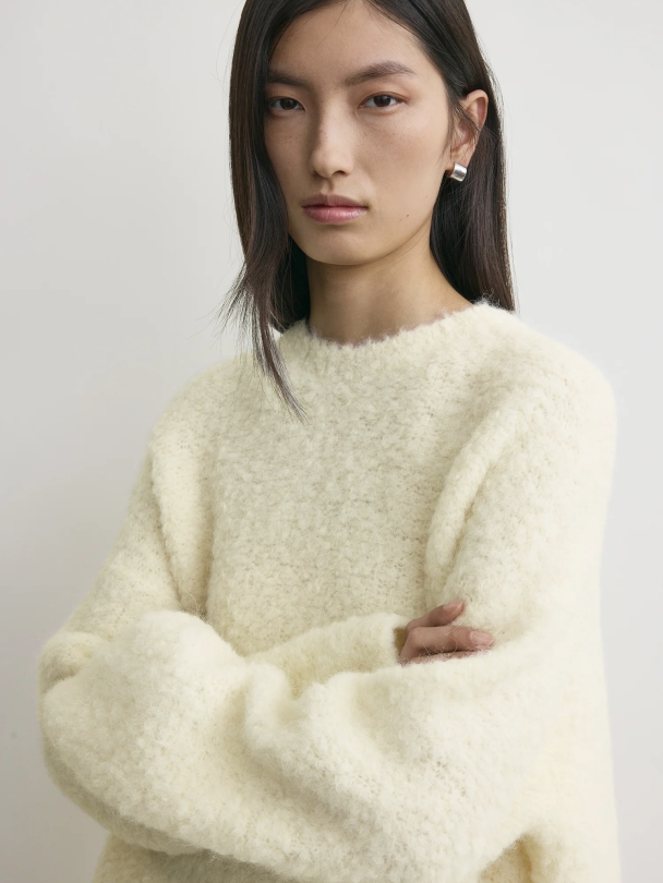 Boxy Bouclé Knit Milk - Image 4