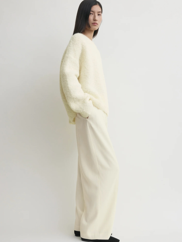 Boxy Bouclé Knit Milk - Image 5