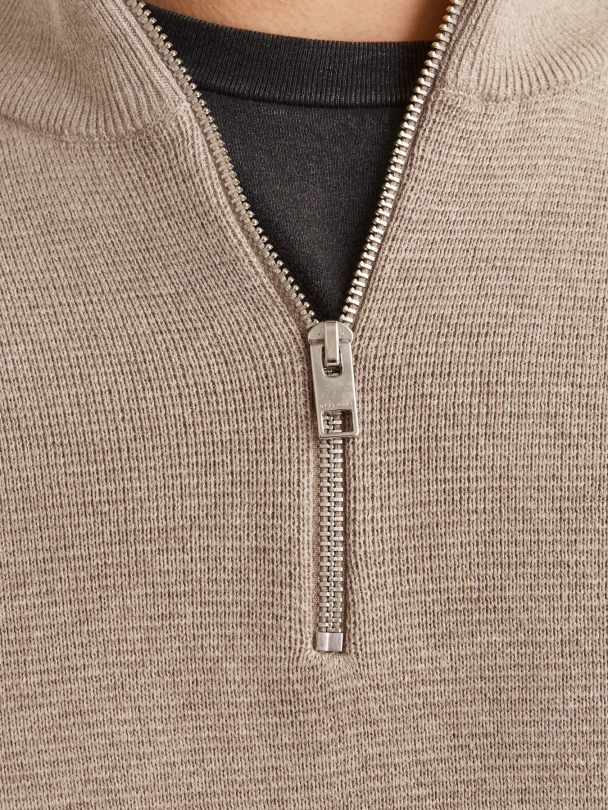 Milano Stitch Half Zip - Image 6