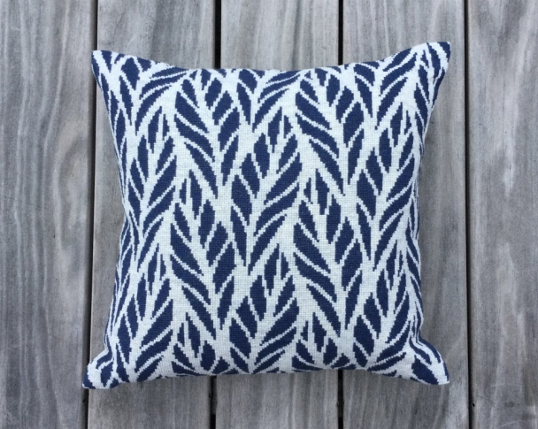 Baldyre materialpakke pute - Ud af det blå