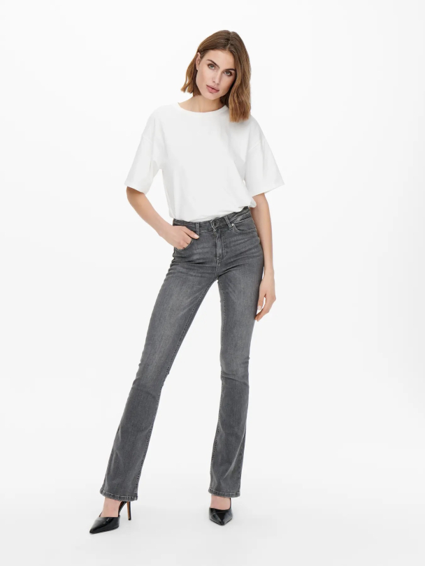 Blush Mid Flared Jeans - Image 4