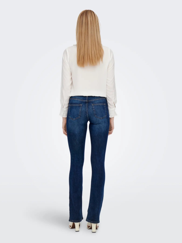 Blush Mid Flared Jeans - Image 4