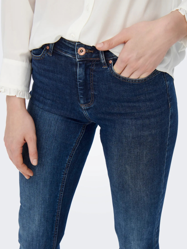 Blush Mid Flared Jeans - Image 7