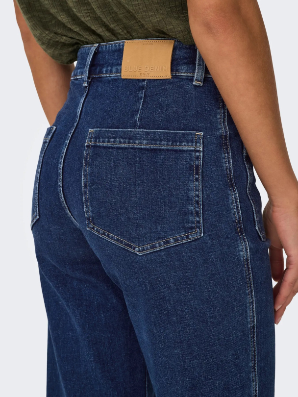 Juicy Wide Pocket Jeans - Image 2
