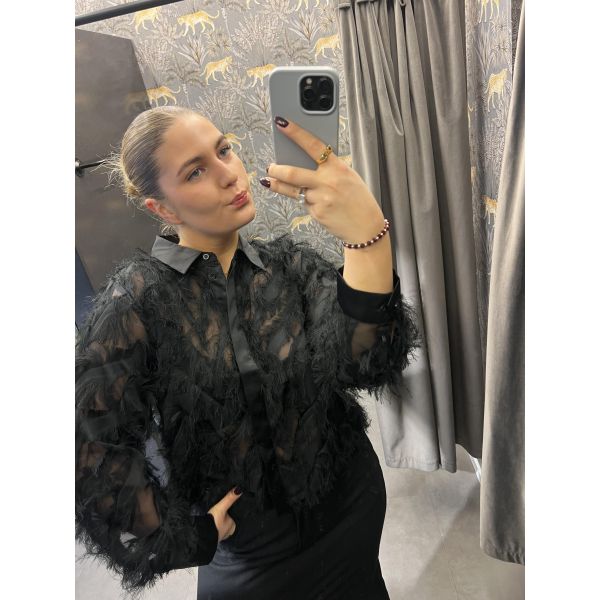 Myline Fluffy Cropped Shirt