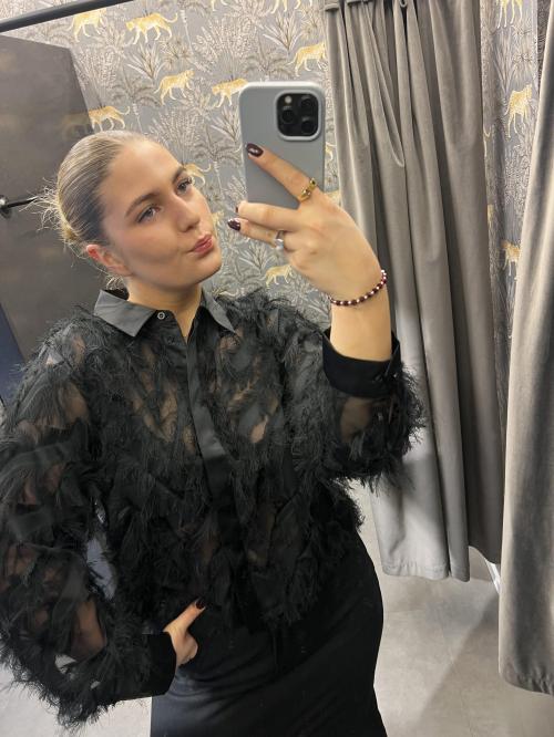 Myline Fluffy Cropped Shirt