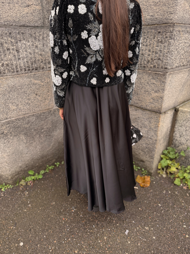 Pella Volume Skirt - Black - Image 7
