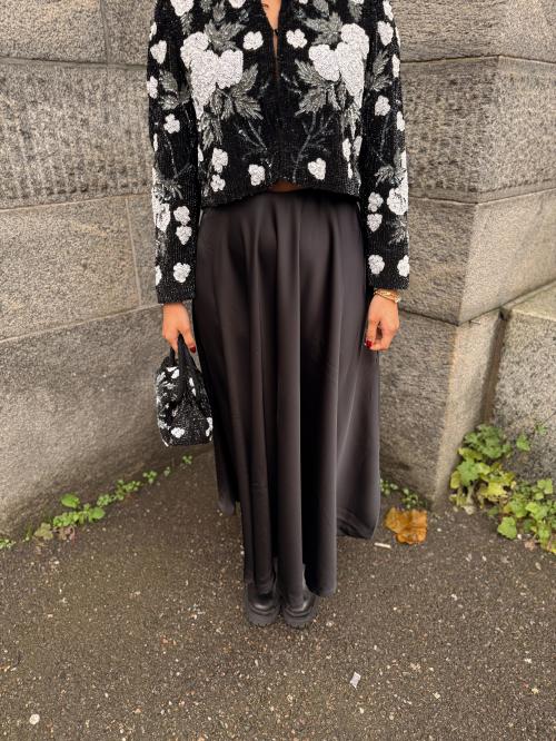 Pella Volume Skirt - Black