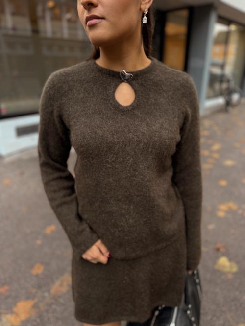 Lulu Brushed Knit Keyhole O-Neck - Delicioso