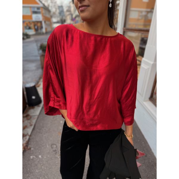 Vima 3/4 Top - Jester Red 