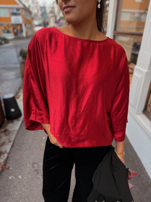 Vima 3/4 Top - Jester Red 