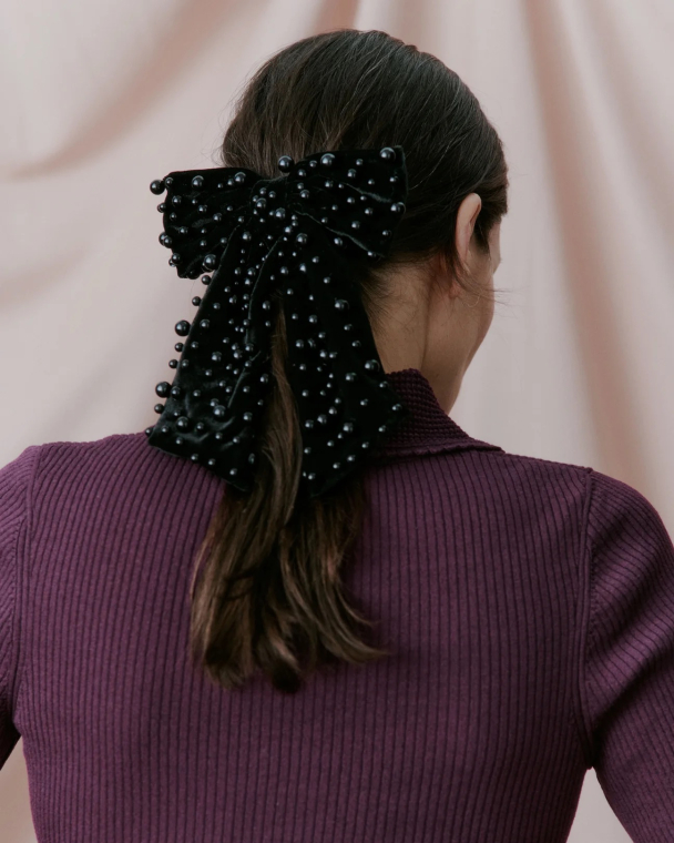 Pearl Velvet Hairbow - Image 1