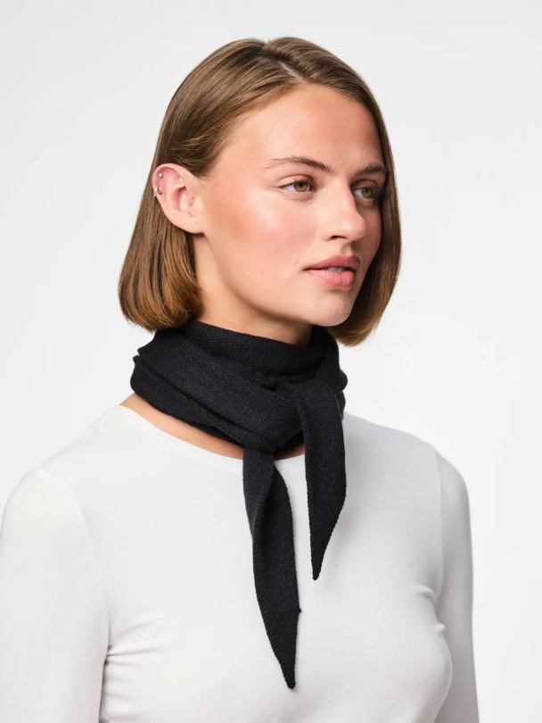 Komma Tringle Scarf  - Image 3