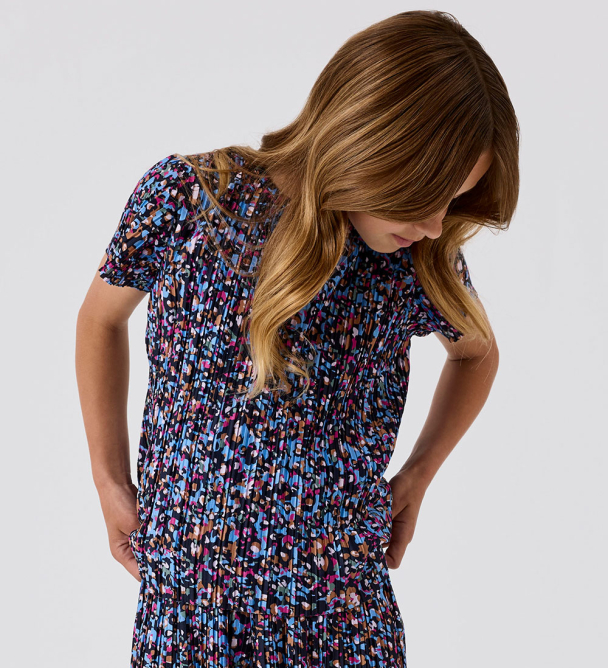 NKFNipleat topp - Image 1