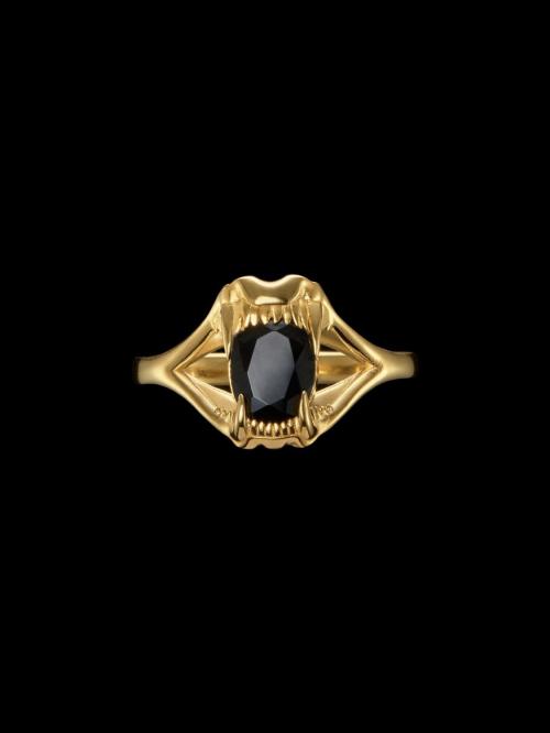 Tiny Jaw Stone Ring - Gold-pleated Silver - Black Spinel