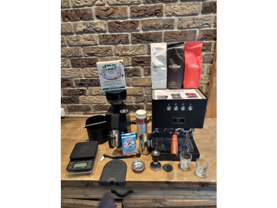 Julepakken 2025 - Nå kr 17 800,- Besparelse kr 2 679,- Betaler kun for maskin og kvern.