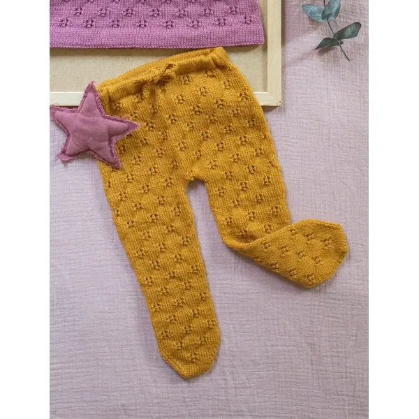 104-17 Strømpebukse med hullmønster