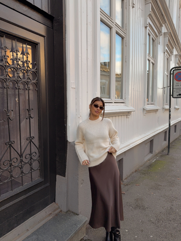 Gabella Knit Bow O-Neck - Birch  - Image 5