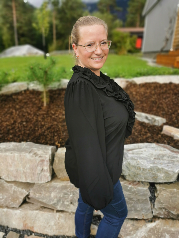 Marc Lauge Lux frill bluse - Image 3