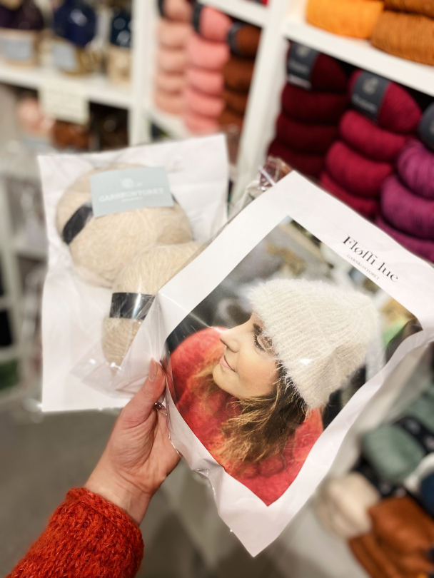 Fløffi Lue  - Image 1