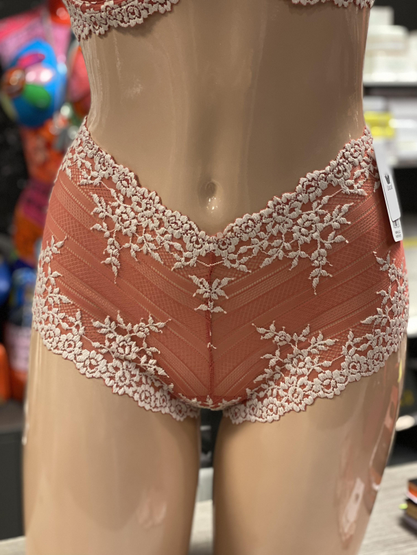 WACOAL Embrace Lace Boyshort WA067491631 - Image 1