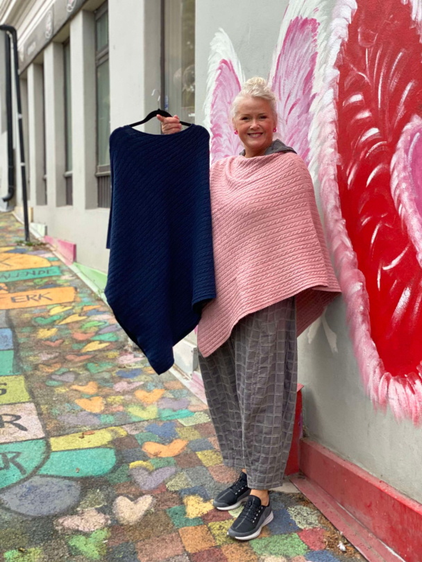 BIBBA Strikket Poncho 9006a - Image 2