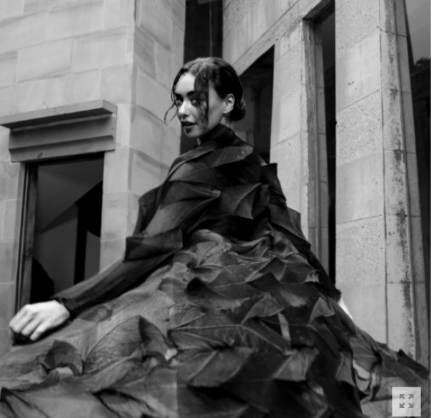 ALQUEMA Nikki Håndlaget plisse-jakke AC1022 - Image 1