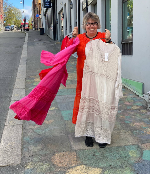 BIBBA Silkekjole V-hals PB2397 - Image 4