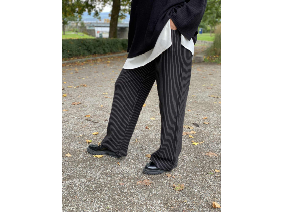 LAURIE Donna Loose ML 29216-S