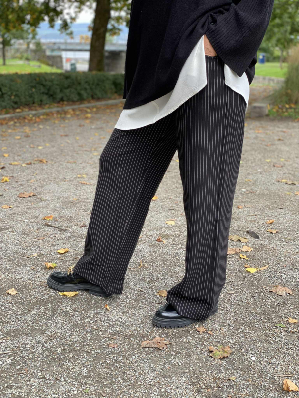 LAURIE Donna Loose ML 29216-S - Image 1