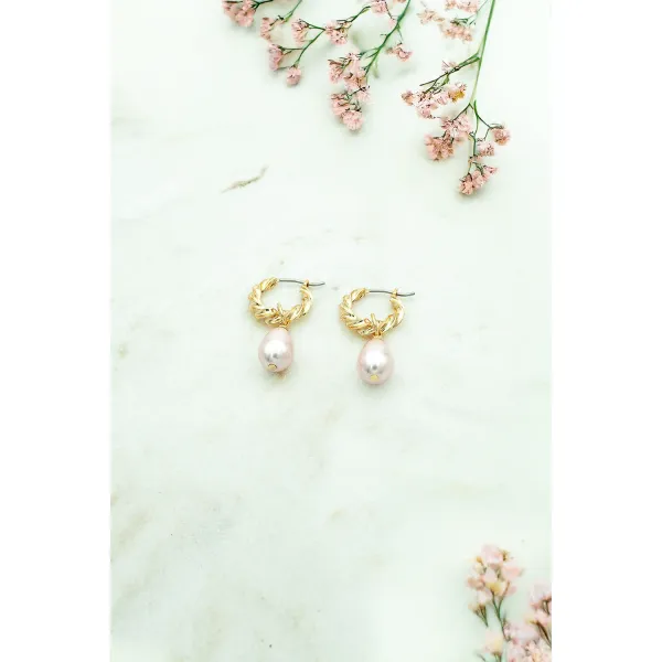 Jade shell pearl earrings pearly pink