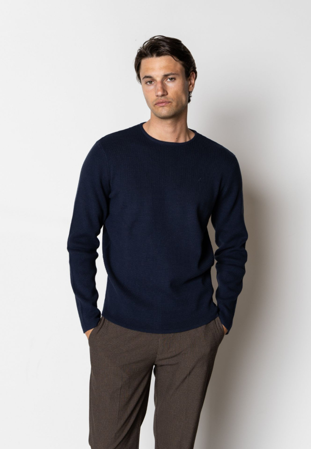 Oscar knit, navy - Image 1
