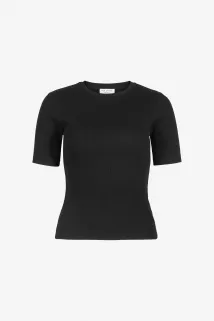 1065_19acd1e25d-pippa-rib-tee_black_1-large-2560.webp