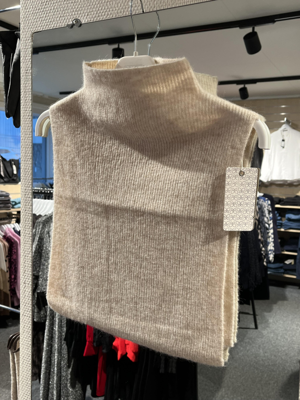 Krage m/høy Hals Ull - Image 3