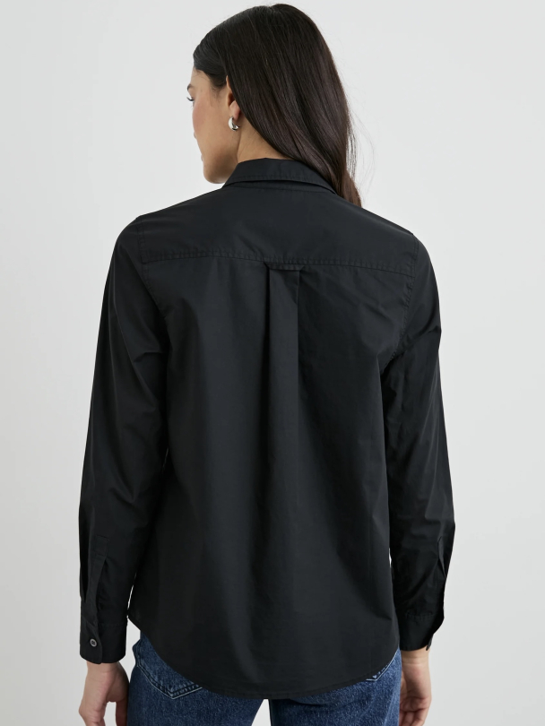 Stina Black - Image 4