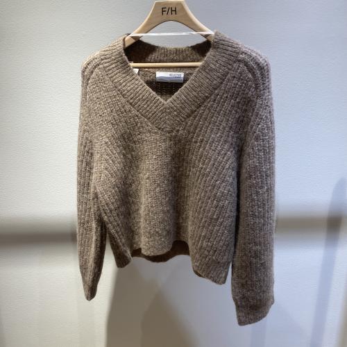 Anjuli Brun Knit V-neck