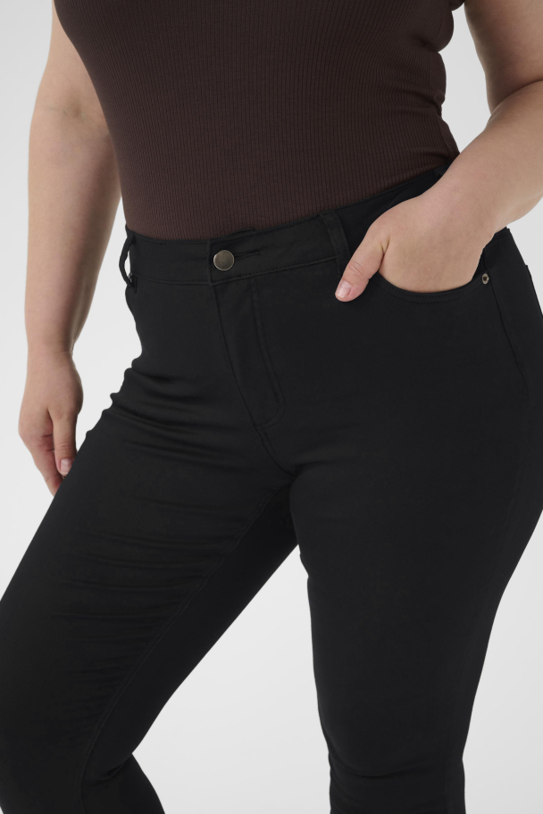 Kaffe Curve Lena slim jeans - Image 4