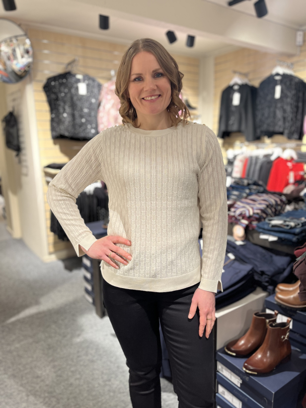 Genser m/hullmønster 180 169 Offwhite - Image 1