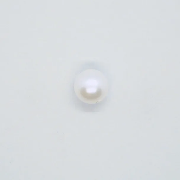 Knapp med øye, Perlemorslook Hvit 8mm