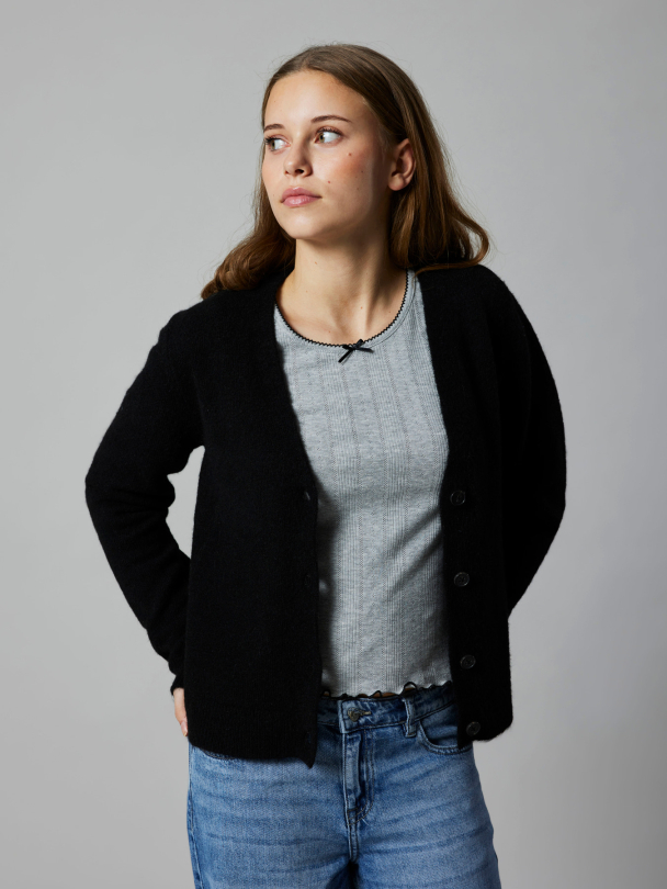 NLFNAMEL LS SHORT DEEP NECK TOP - Image 3