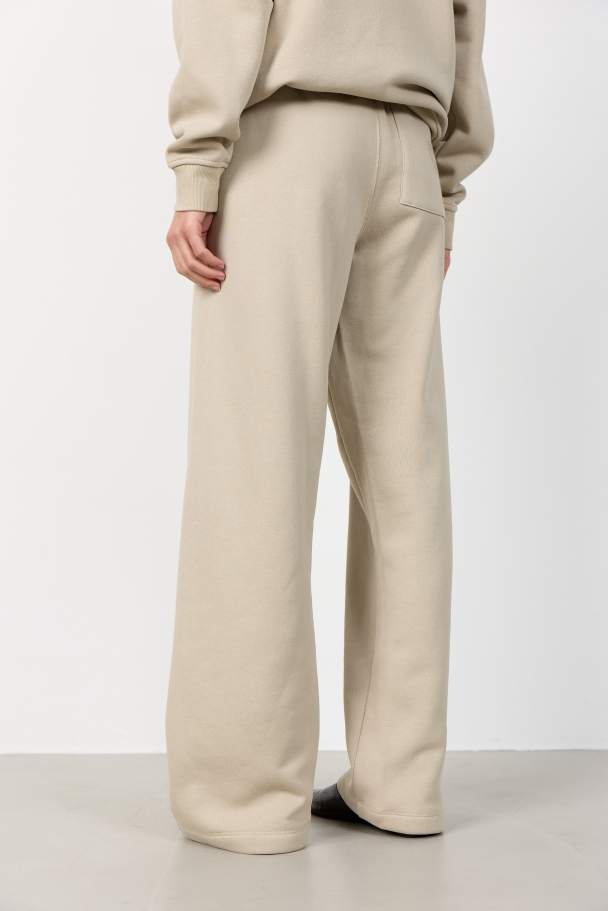 Nuka 15 Sweatpants - Image 6