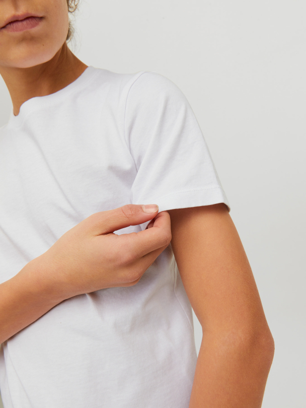 JJEORGANIC BASIC TEE SS O-NECK NOOS JNR - Image 2