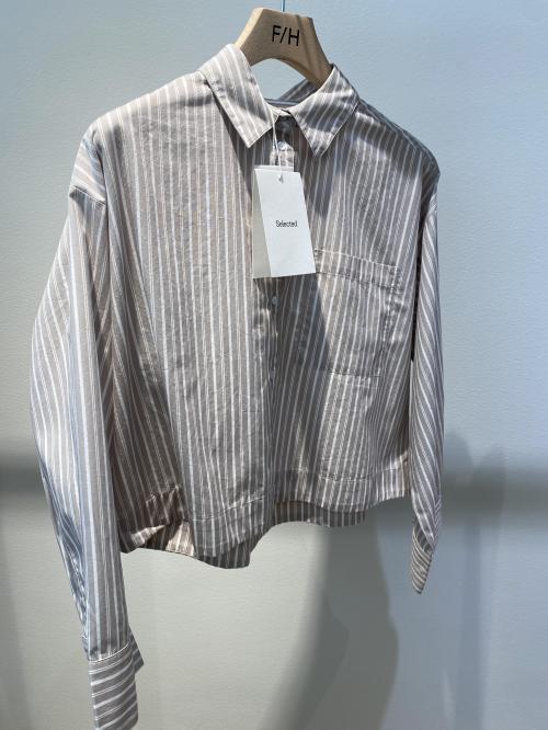 Astha Cropped Shirt Pure