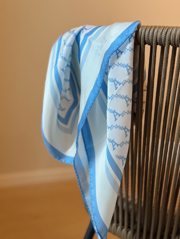 Amuse Eloise, Blue/ offwhite - Image 1