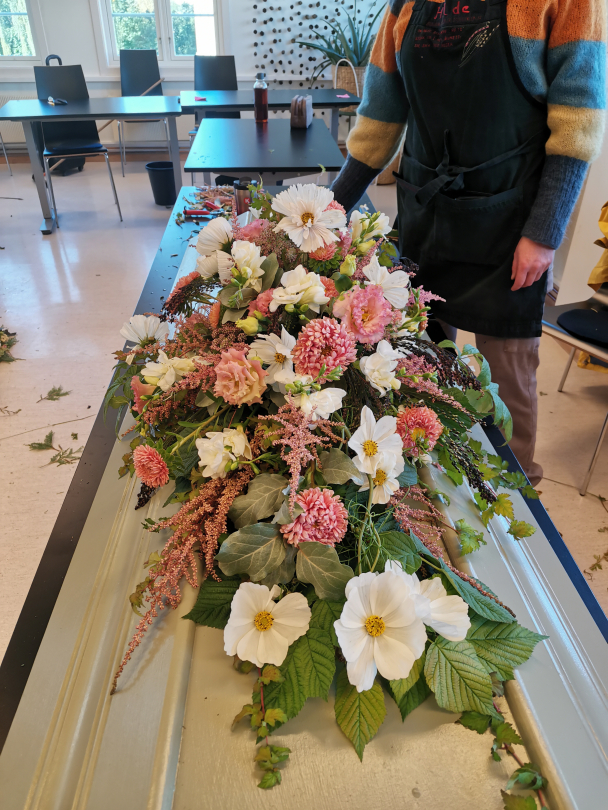 Kisteteppe / kistedekorasjon - Image 4